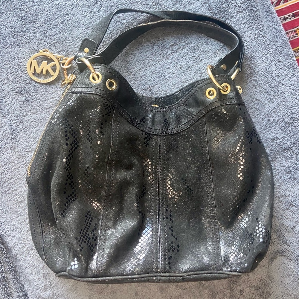 Michael Kors Black Suede Leather Medium-sized Shoulder Bag - Picture 2 of 8